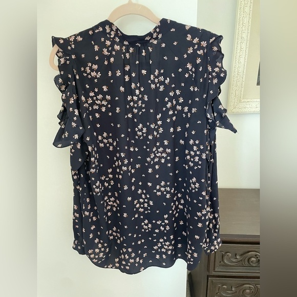 Ann Taylor Navy Cream Floral V Neck Cold Shoulder Ruffled Blouse Size M - Picture 6 of 8